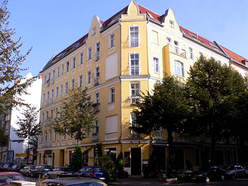 Wohn- und Geschäftshaus in Berlin-FriedrichshainGebaut um 1900, Saniert 1997 / Umwandlung in Wohnungseigentum